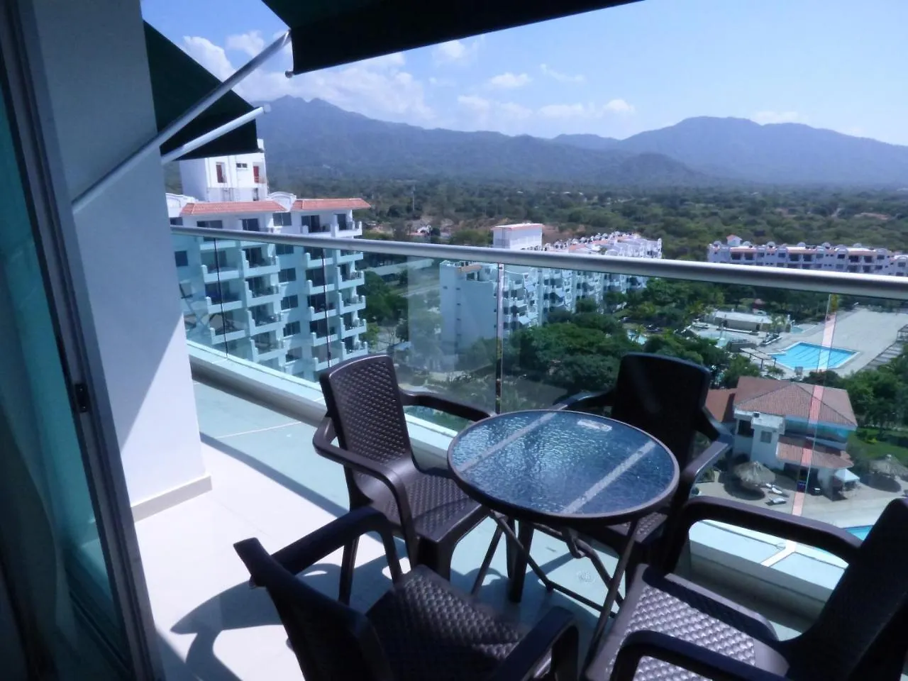 Costa Azul Suites 905 Santa Marta